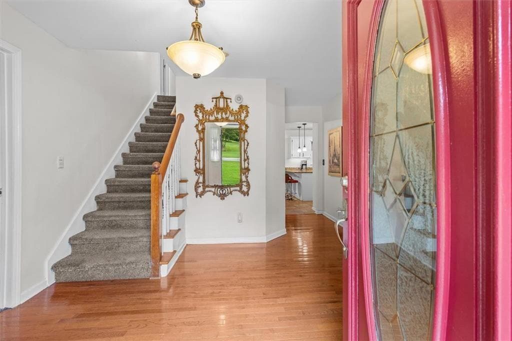 5 bedroom, 3 bathroom, 3,540 sq ft single family residence for sale at 327 Swan Drive, Hiram, GA 30141 — photo 10