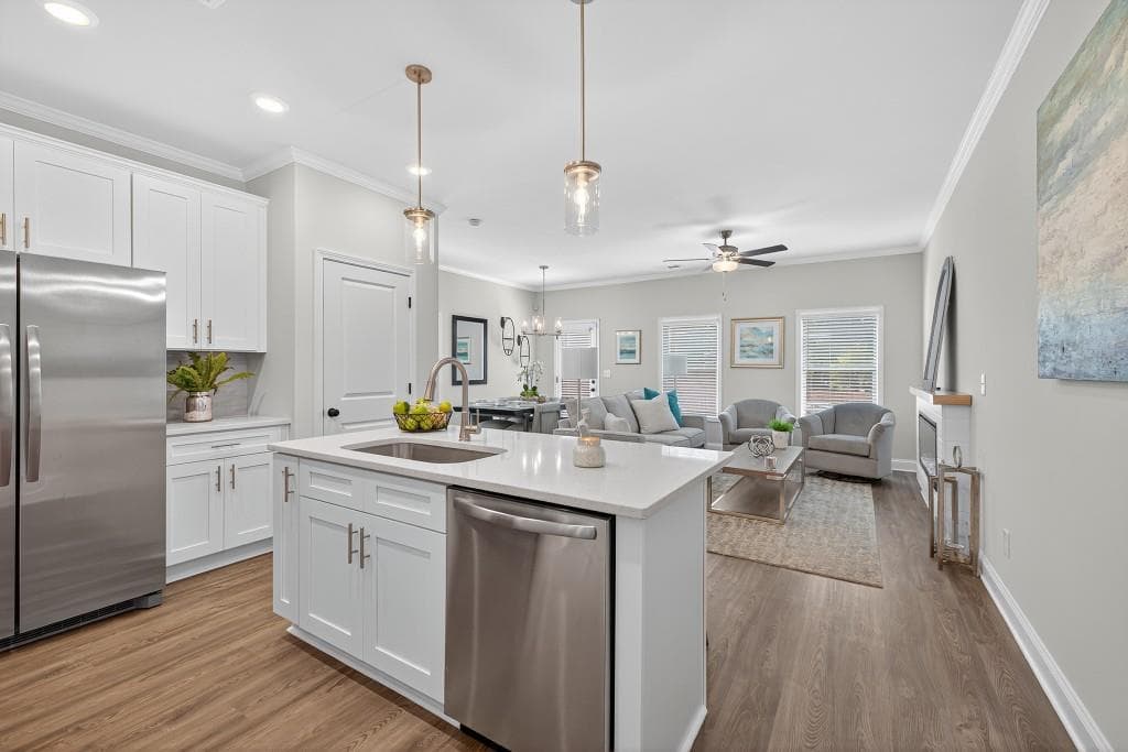 3 bedroom, 3 bathroom, 1,585 sq ft townhouse for sale at 18 Benscot Drive, Austell, GA 30106 — photo 5