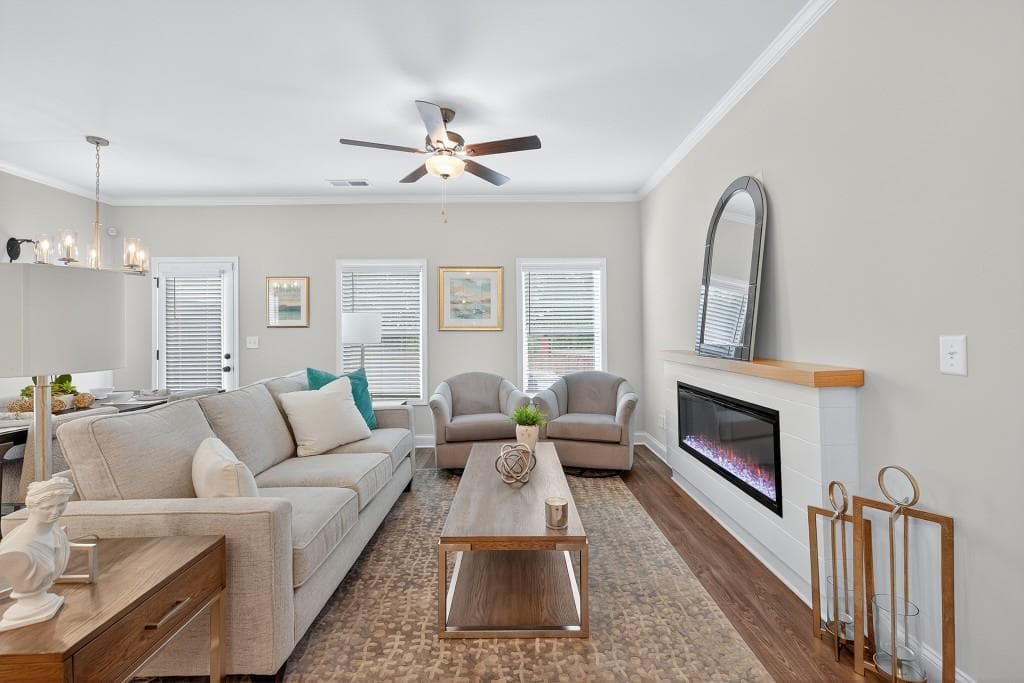 3 bedroom, 3 bathroom, 1,585 sq ft townhouse for sale at 18 Benscot Drive, Austell, GA 30106 — photo 7