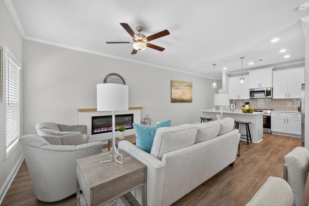 3 bedroom, 3 bathroom, 1,585 sq ft townhouse for sale at 18 Benscot Drive, Austell, GA 30106 — photo 9