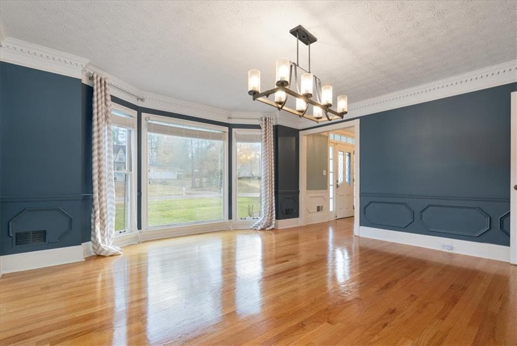 4 bedroom, 4 bathroom, 3,474 sq ft single family residence for rent at 5363 Amhurst Drive, Peachtree Corners, GA 30092 for $2,995 a month — photo 5