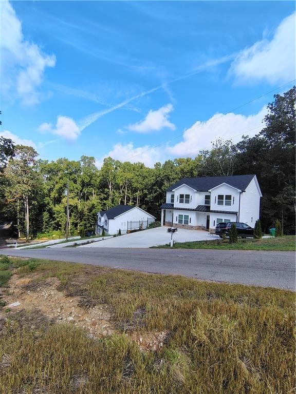single family residence for sale at 245 Brad St, Royston, GA 30662 — photo 9
