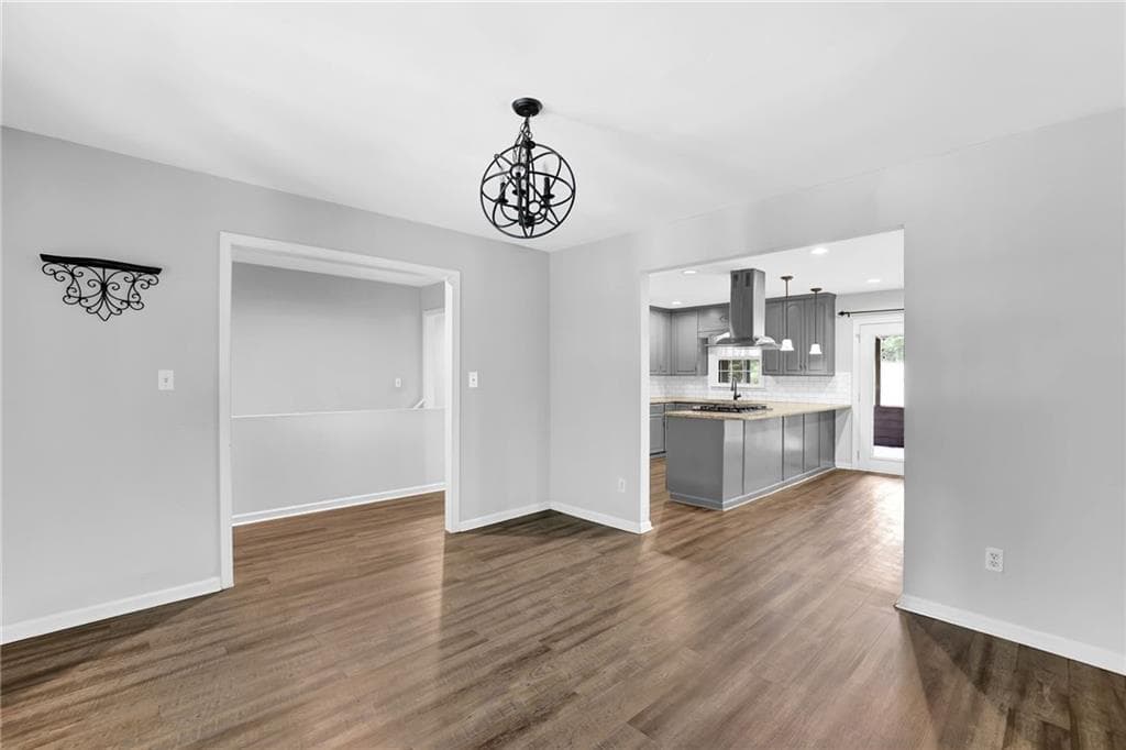 4 bedroom, 3 bathroom, 2,277 sq ft single family residence under contract at 4599 Cedar Knoll Drive, Marietta, GA 30066 — photo 8