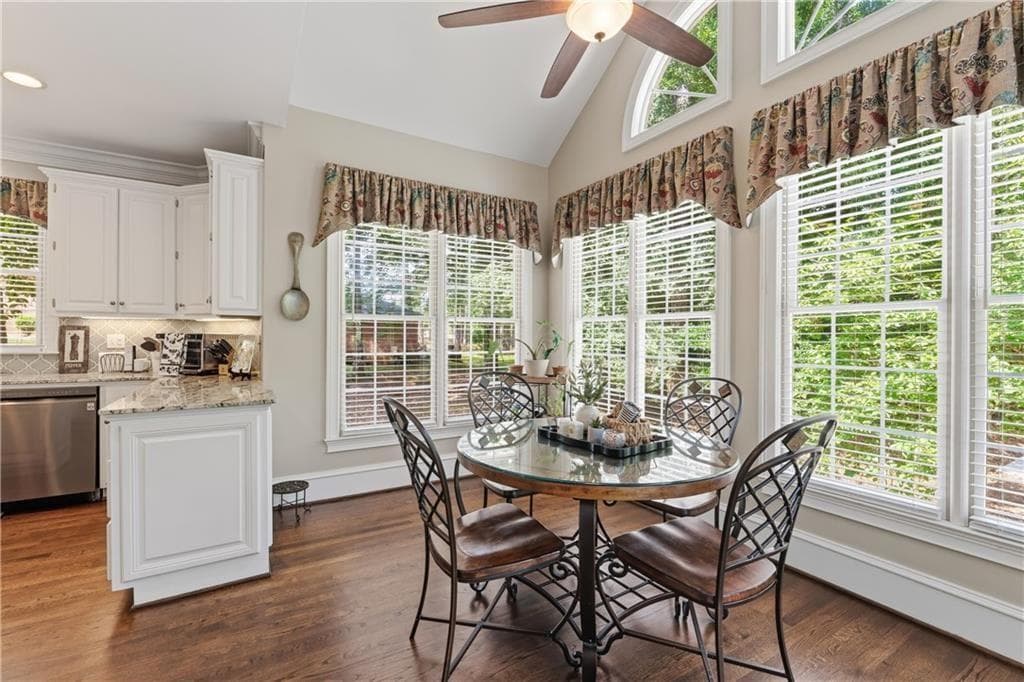 5 bedroom, 6 bathroom, 4,610 sq ft single family residence under contract at 256 Westchester Drive, Griffin, GA 30223 — photo 10