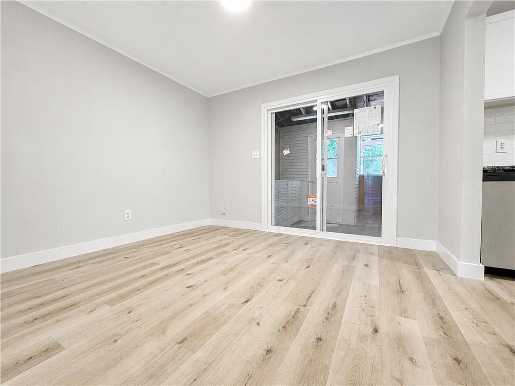 3 bedroom, 2 bathroom, 1,344 sq ft condominium for sale at 1809 Ashborough Cir SE #C, Marietta, GA 30067 — photo 6