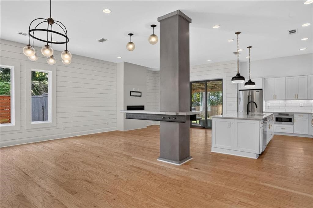 3 bedroom, 3 bathroom, 2,454 sq ft townhouse for rent at 244 Locust Street B, Atlanta, GA 30317 for $3,995 a month — photo 4