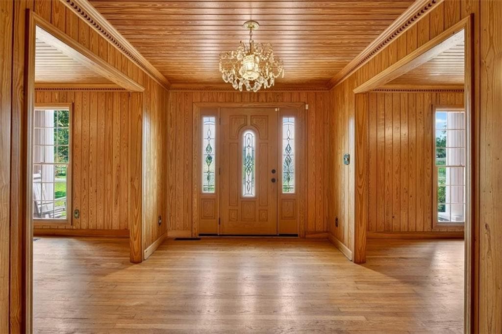 4 bedroom, 4 bathroom, 3,936 sq ft single family residence for sale at 195 River Street, Ellijay, GA 30540 — photo 6