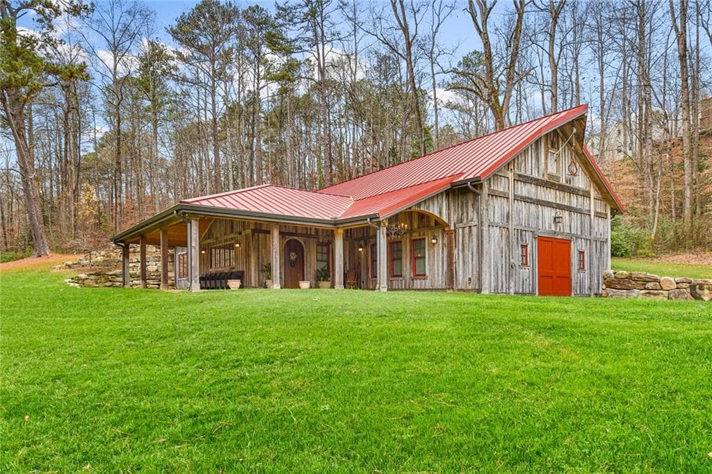 1 bedroom, 1 bathroom single family residence for sale at 4824 Northside Drive, Atlanta, GA 30327 — photo 9