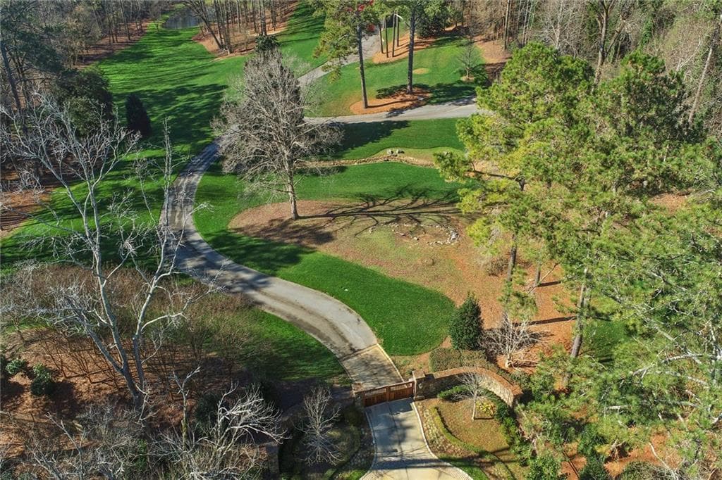 1 bedroom, 1 bathroom single family residence for sale at 4824 Northside Drive, Atlanta, GA 30327 — photo 10