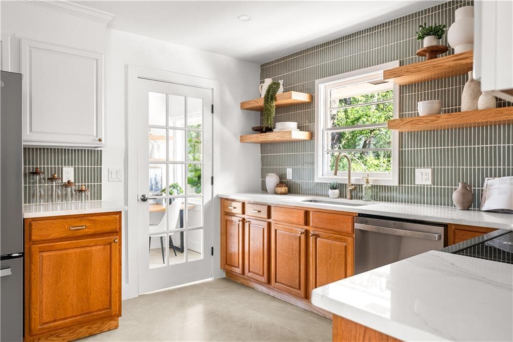 4 bedroom, 3 bathroom, 1,925 sq ft single family residence under contract at 773 Pasley Avenue, Atlanta, GA 30316 — photo 6