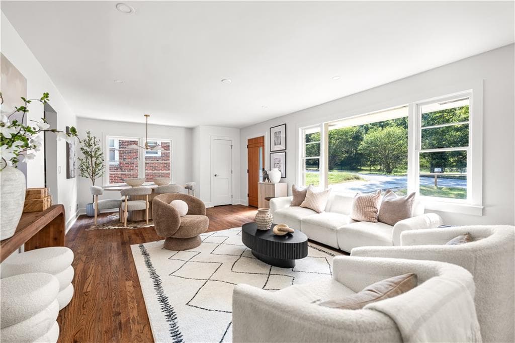 4 bedroom, 3 bathroom, 1,925 sq ft single family residence under contract at 773 Pasley Avenue, Atlanta, GA 30316 — photo 3