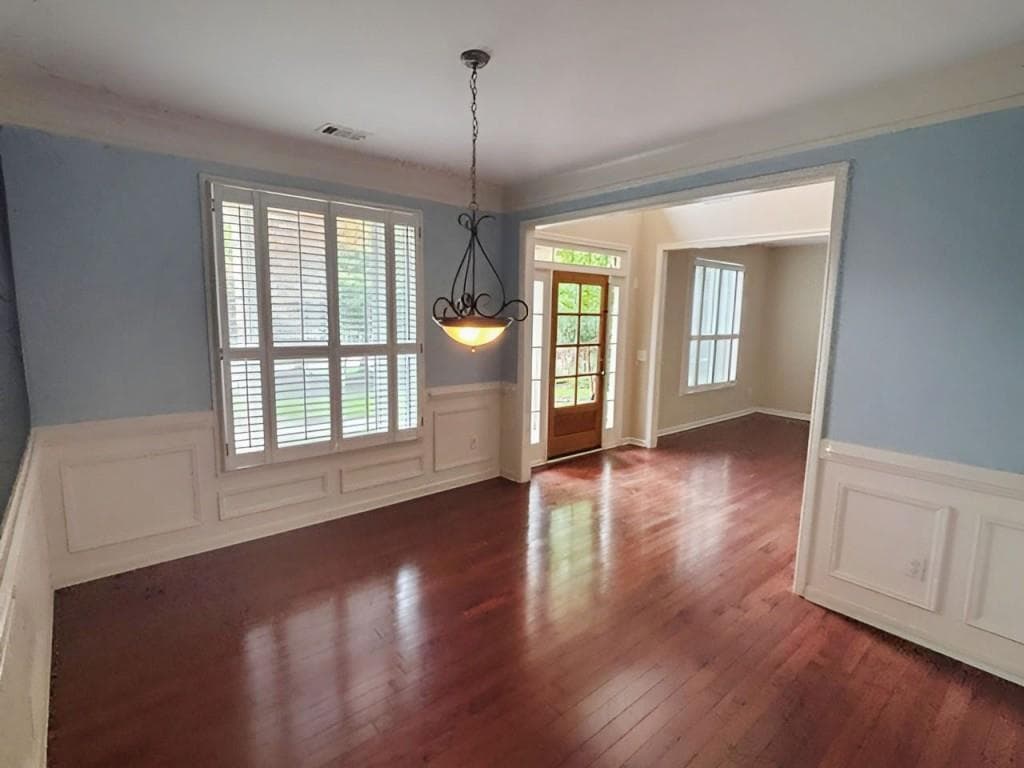 5 bedroom, 3 bathroom, 2,916 sq ft single family residence for sale at 216 Daybreak Rush, Canton, GA 30114 — photo 5