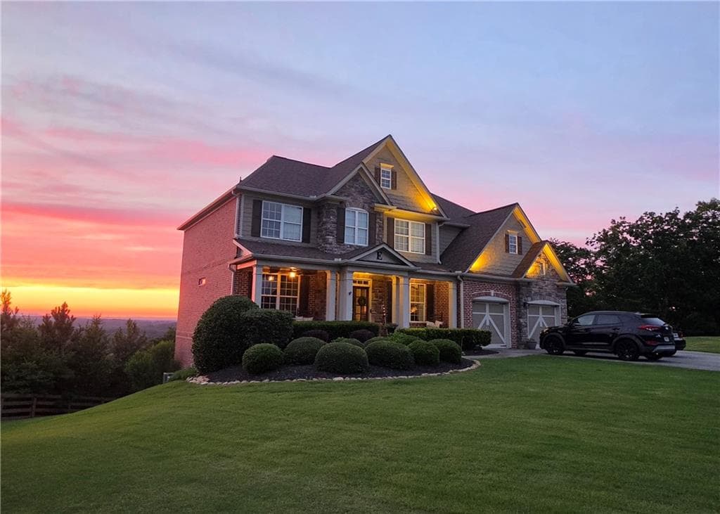 6 bedroom, 5 bathroom, 4,330 sq ft single family residence for sale at 5085 Laurel Ridge Drive, Cumming, GA 30040 — photo 4