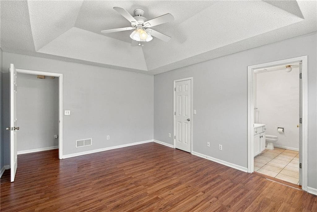 4 bedroom, 3 bathroom, 2,329 sq ft single family residence for sale at 2808 Vintage Wood Way, Kennesaw, GA 30144 — photo 10