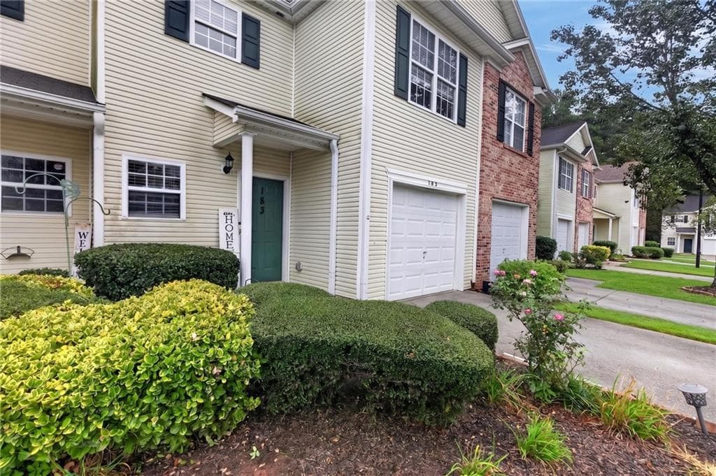 2 bedroom, 3 bathroom, 1,380 sq ft townhouse under contract at 183 Venture Path, Hiram, GA 30141 — photo 4