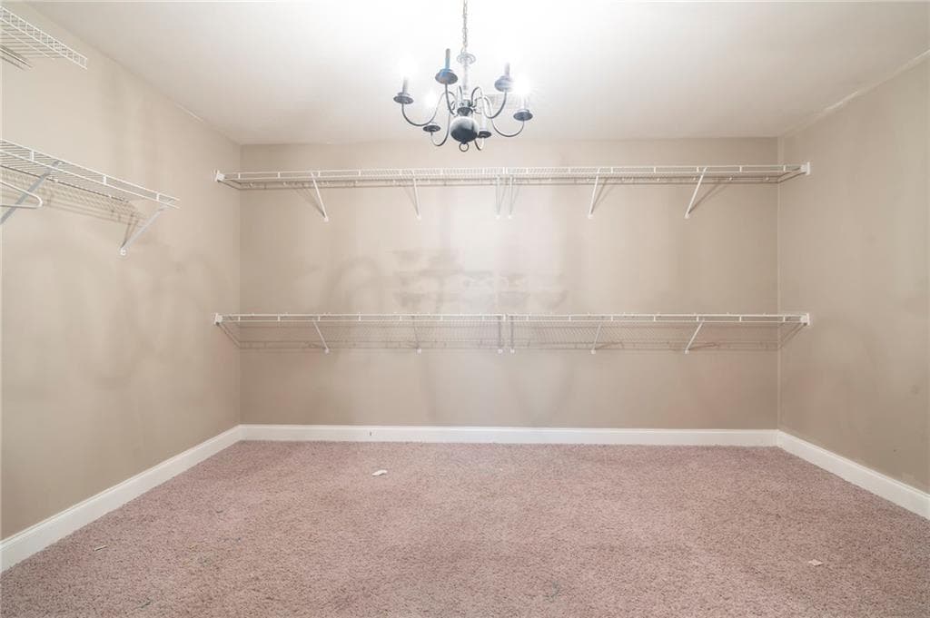 7 bedroom, 6 bathroom, 5,608 sq ft single family residence for sale at 4276 Shamrock Drive, Atlanta, GA 30349 — photo 10