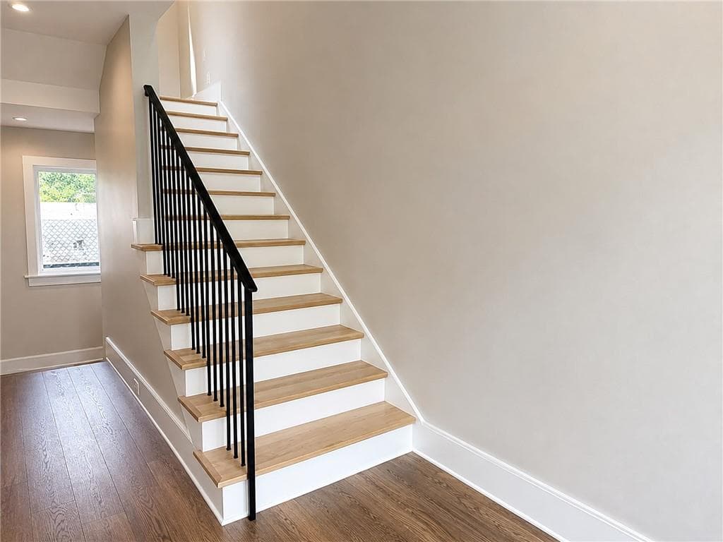 4 bedroom, 4 bathroom, 3,195 sq ft townhouse for sale at 3521 Kingsboro Road, Atlanta, GA 30326 — photo 8