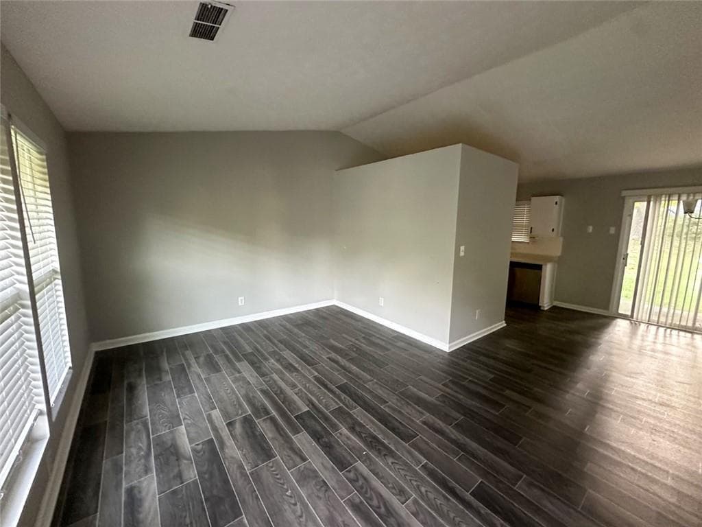 3 bedroom, 2 bathroom, 1,392 sq ft single family residence for sale at 1819 Singer Way, Lithonia, GA 30058 — photo 5