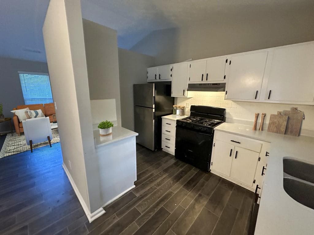 3 bedroom, 2 bathroom, 1,392 sq ft single family residence for sale at 1819 Singer Way, Lithonia, GA 30058 — photo 10