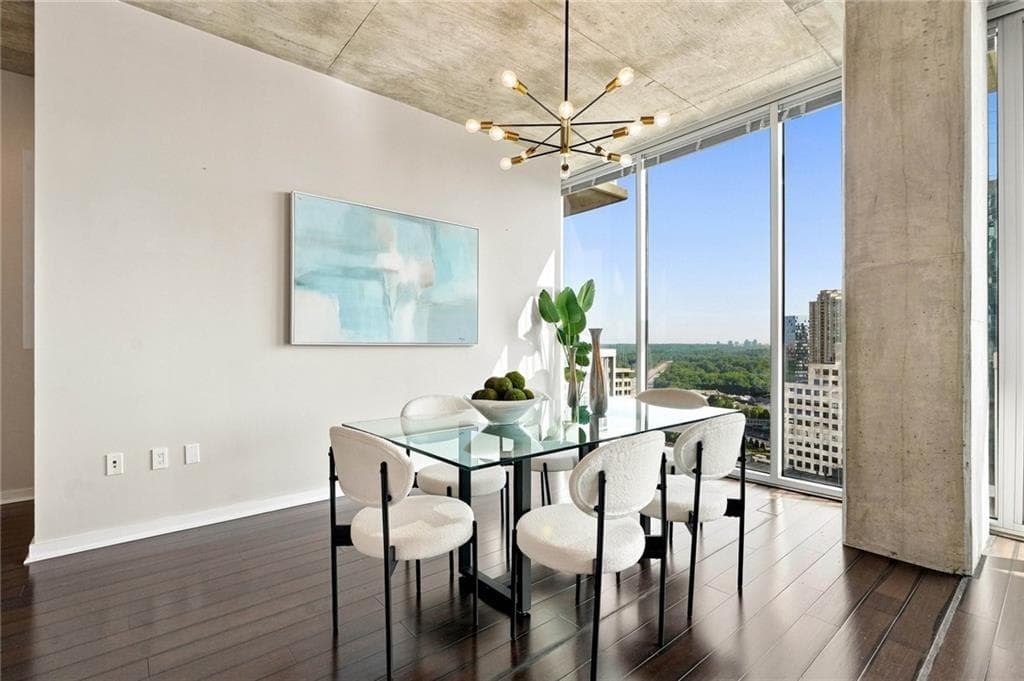 2 bedroom, 2 bathroom, 1,587 sq ft condominium for sale at 3324 Peachtree Road 1911, Atlanta, GA 30326 — photo 8