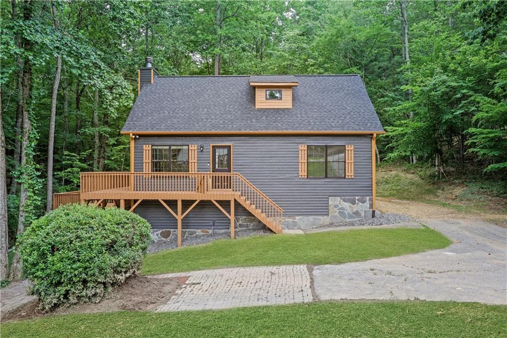 4 bedroom, 3 bathroom, 2,314 sq ft single family residence for rent at 6524 Medlock Road, Gainesville, GA 30506 for $4,200 a month — photo 2
