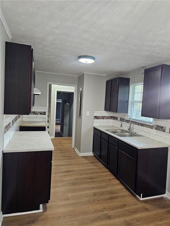 6 bedroom, 2 bathroom, 2,559 sq ft single family residence for sale at 745 S Carter Drive, Jonesboro, GA 30236 — photo 4