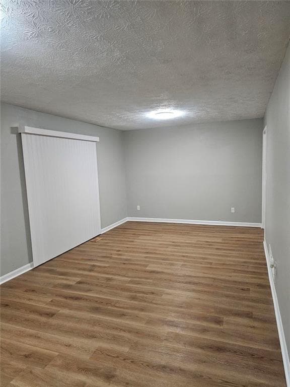 6 bedroom, 2 bathroom, 2,559 sq ft single family residence for sale at 745 S Carter Drive, Jonesboro, GA 30236 — photo 7