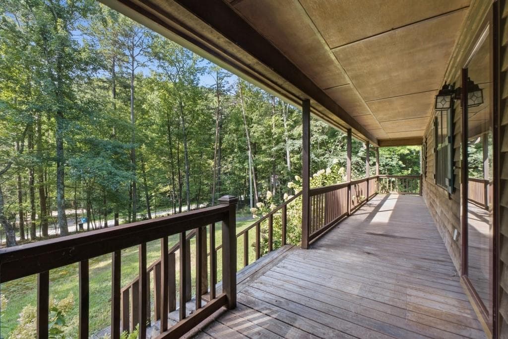 3 bedroom, 2 bathroom, 1,412 sq ft single family residence for sale at 854 Williams Road, Chickamauga, GA 30707 — photo 5