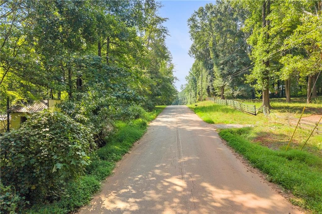 single family residence for sale at 400 Red Oak Road, Maysville, GA 30558 — photo 7
