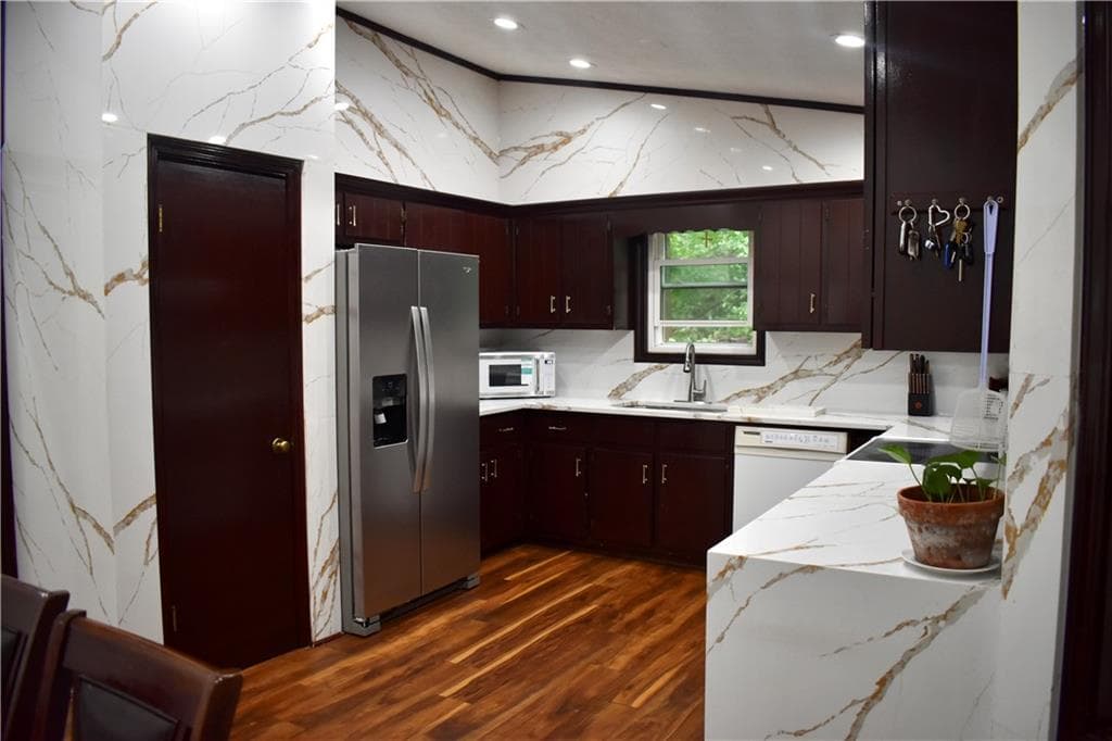 3 bedroom, 3 bathroom, 1,644 sq ft single family residence for sale at 274 Russell Ridge Drive, Lawrenceville, GA 30043 — photo 10
