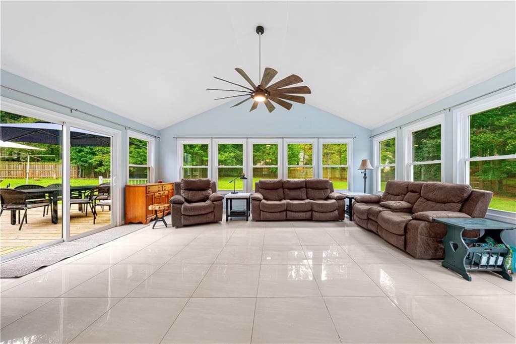 3 bedroom, 3 bathroom, 1,863 sq ft single family residence for sale at 2460 Arbour Trace Terrace, Suwanee, GA 30024 — photo 10