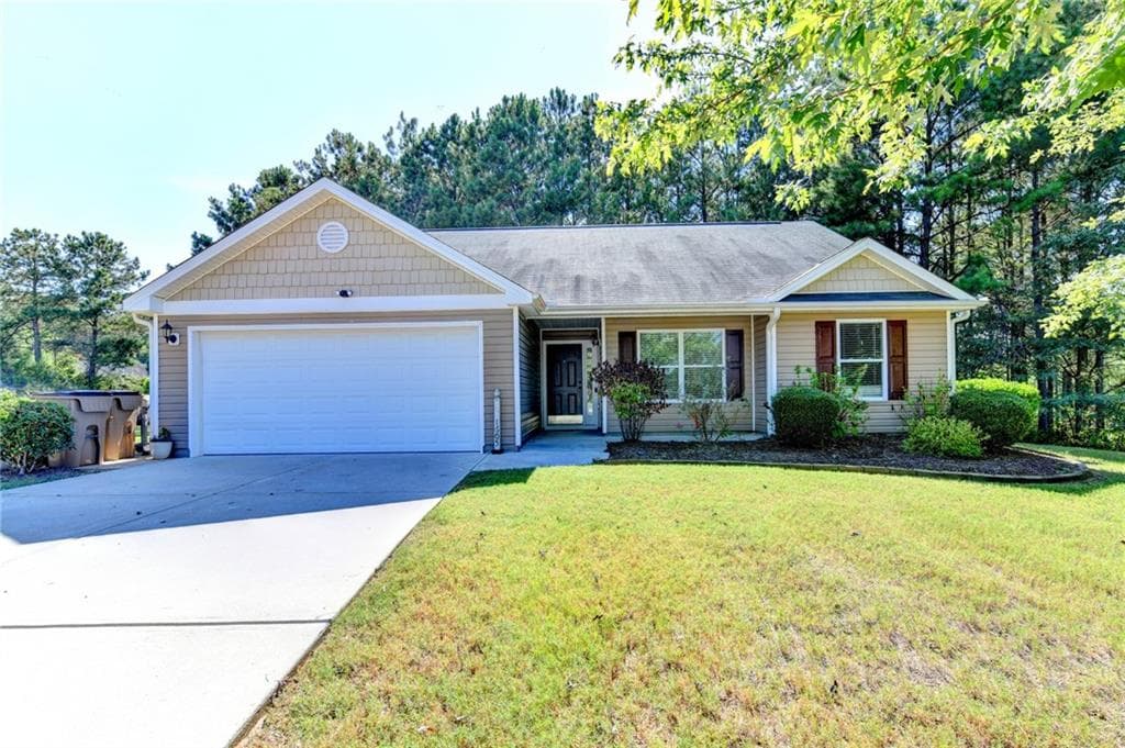 3 bedroom, 2 bathroom, 1,282 sq ft single family residence under contract at 1605 Jessica Lane, Winder, GA 30680