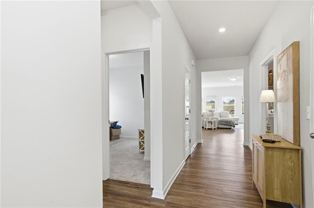 3 bedroom, 2 bathroom, 1,796 sq ft single family residence for sale at 93 Royal Oak Drive, Rome, GA 30165 — photo 4