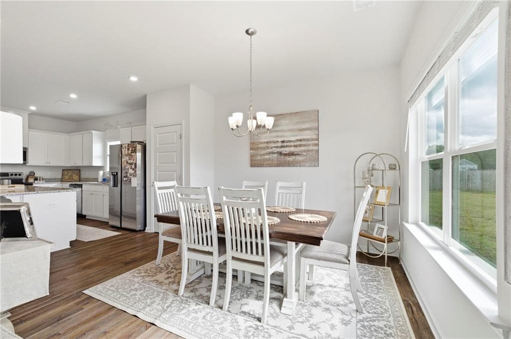 3 bedroom, 2 bathroom, 1,796 sq ft single family residence for sale at 93 Royal Oak Drive, Rome, GA 30165 — photo 9