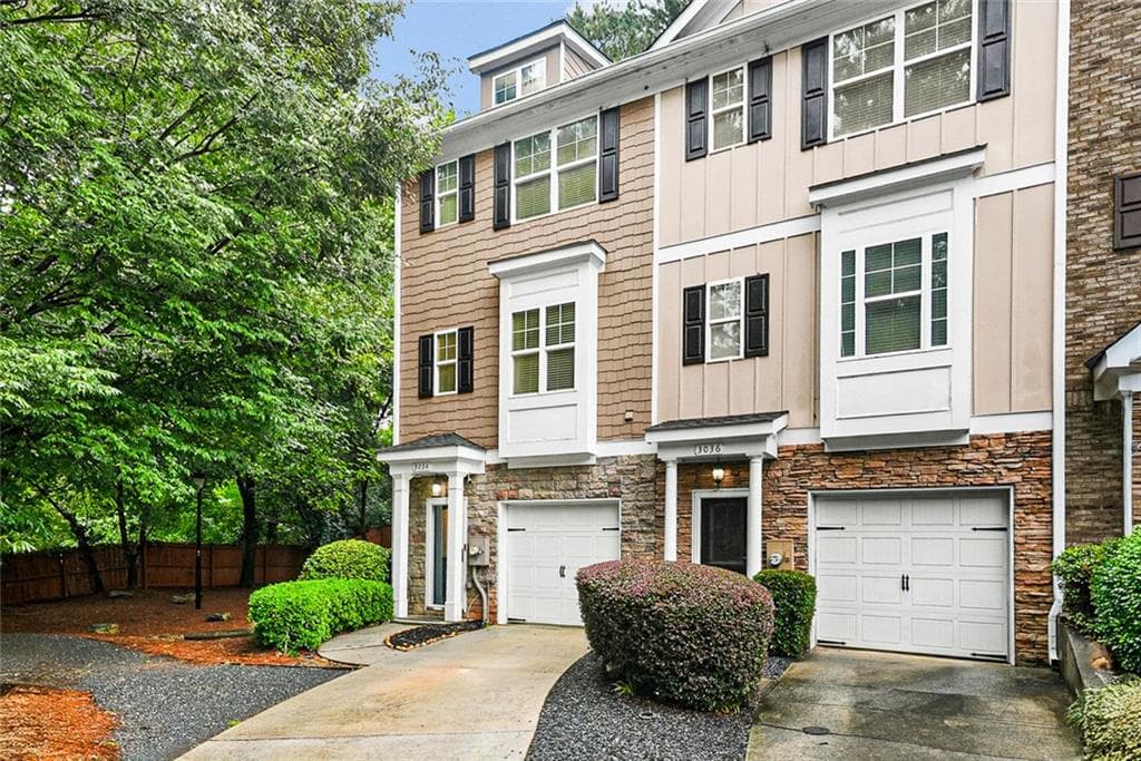 3 bedroom, 4 bathroom, 1,730 sq ft townhouse for sale at 3034 Lauren Parc Road, Decatur, GA 30032 — photo 2