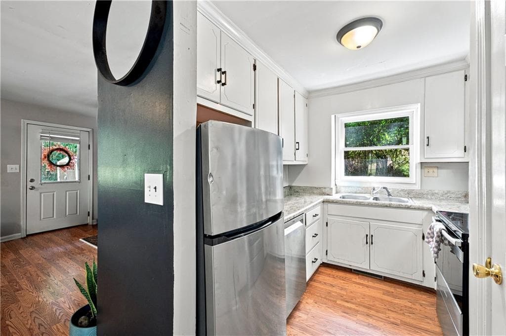 2 bedroom, 2 bathroom, 988 sq ft single family residence for sale at 119 William Drive, Athens, GA 30606 — photo 8