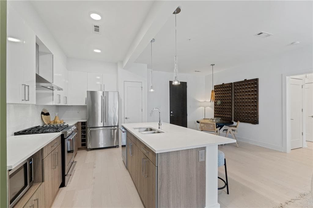 2 bedroom, 2 bathroom, 1,345 sq ft condominium for sale at 775 Juniper Street 227, Atlanta, GA 30308 — photo 6