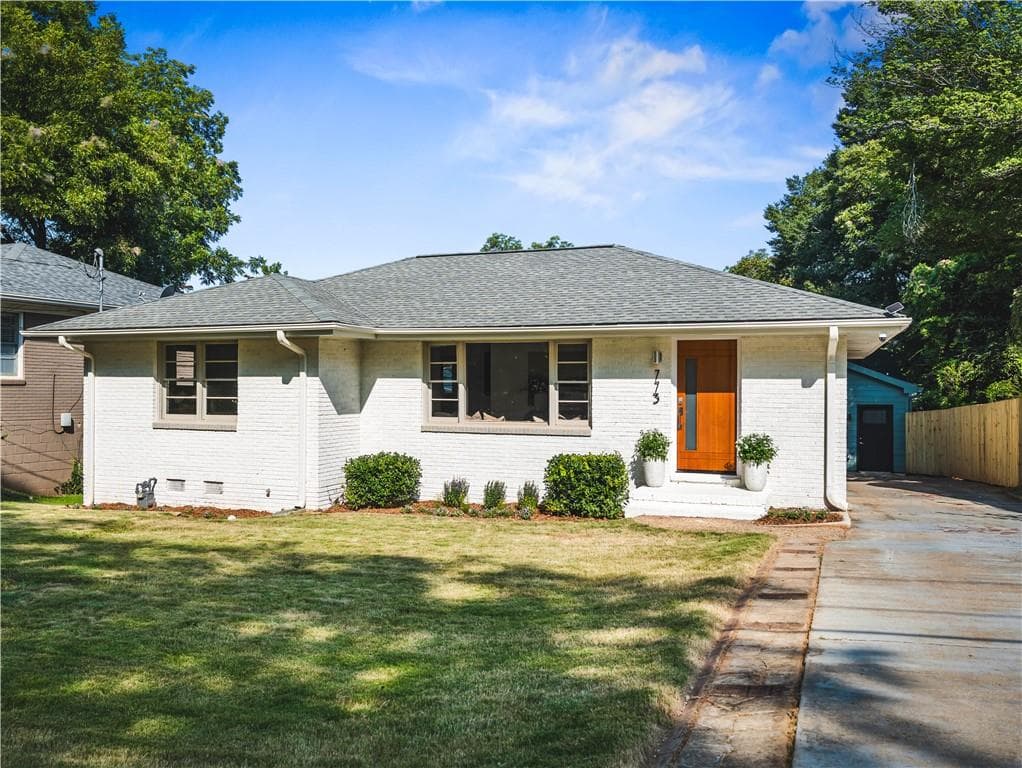 4 bedroom, 3 bathroom, 1,925 sq ft single family residence under contract at 773 Pasley Avenue, Atlanta, GA 30316