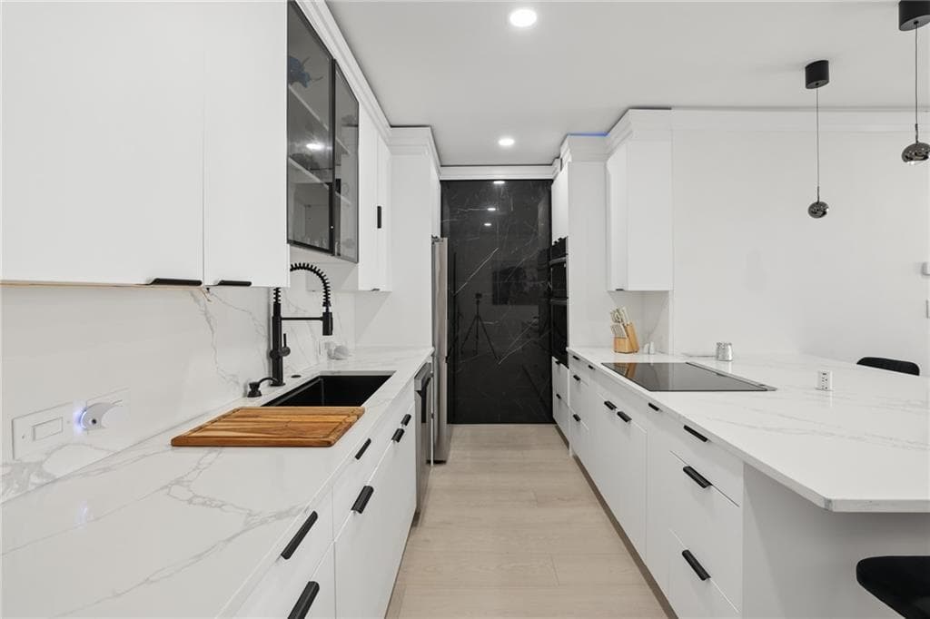 1 bedroom, 1 bathroom, 706 sq ft condominium for sale at 145 15th Street 1424, Atlanta, GA 30309 — photo 3