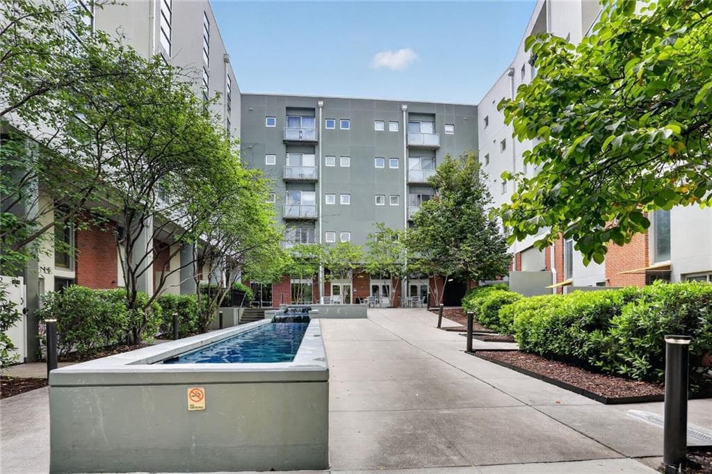 2 bedroom, 2 bathroom, 1,228 sq ft condominium for rent at 620 Glen Iris Drive 508, Atlanta, GA 30308 for $2,695 a month — photo 2
