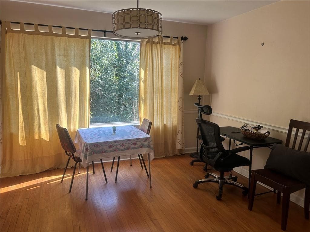 6 bedroom, 8 bathroom, 2,969 sq ft single family residence for sale at 1515 Beech Valley Way, Atlanta, GA 30306 — photo 7
