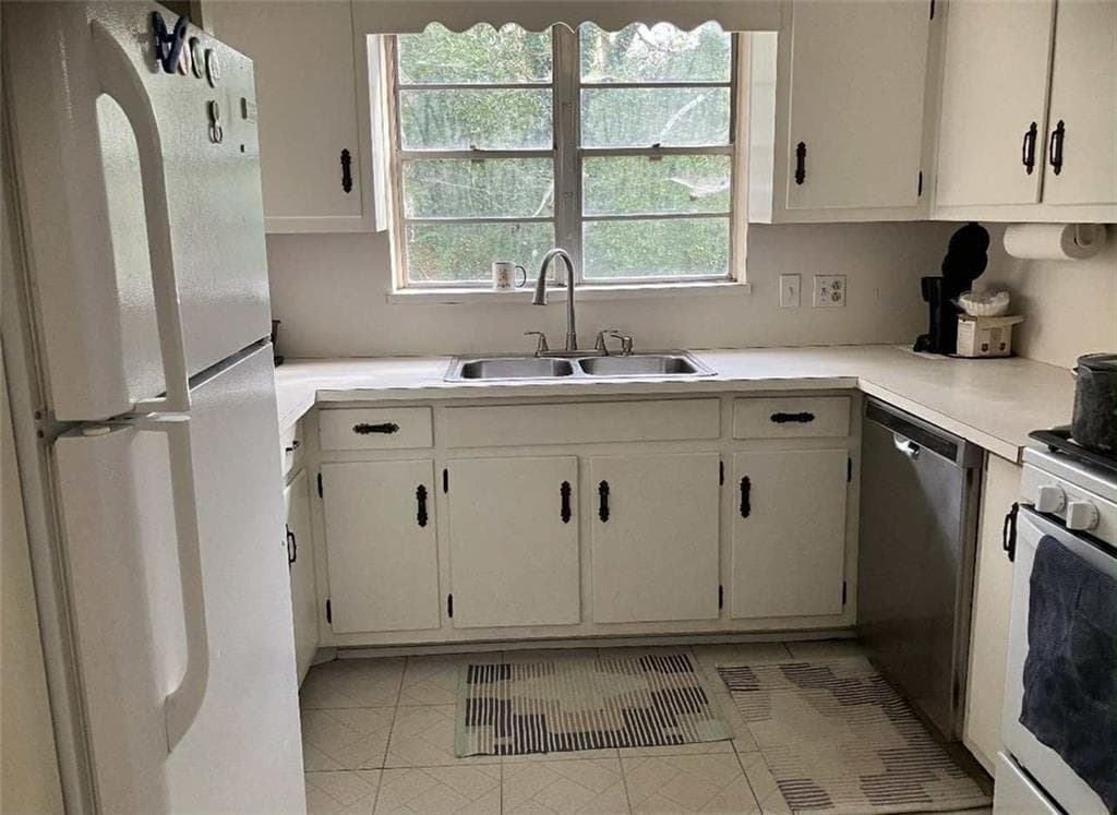 6 bedroom, 8 bathroom, 2,969 sq ft single family residence for sale at 1515 Beech Valley Way, Atlanta, GA 30306 — photo 10