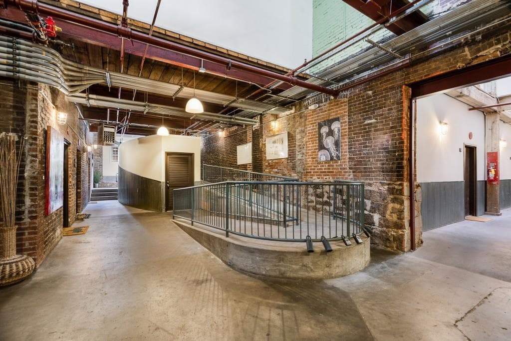 2 bedroom, 1 bathroom, 1,250 sq ft condominium for rent at 19 Hilliard Street 10, Atlanta, GA 30312 for $2,450 a month — photo 2