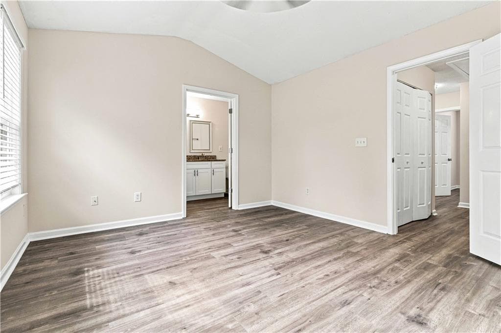 3 bedroom, 3 bathroom, 1,428 sq ft condominium under contract at 5510 Reps Trace, Norcross, GA 30071 — photo 10
