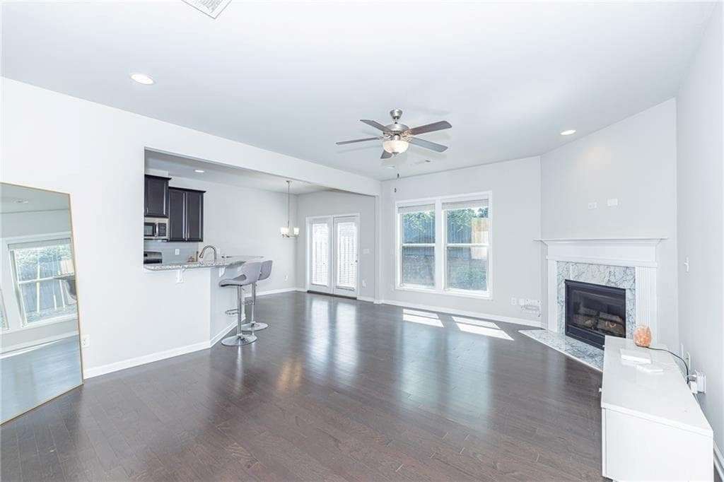 3 bedroom, 3 bathroom, 1,896 sq ft townhouse for sale at 2638 Village Park Bend, Duluth, GA 30096 — photo 4