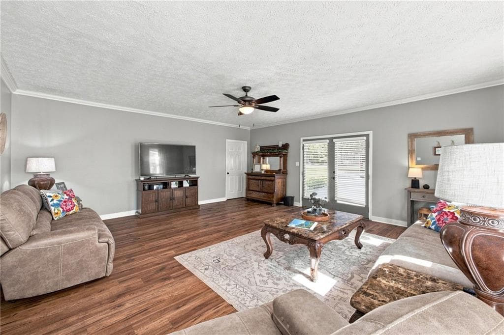 4 bedroom, 2 bathroom, 2,251 sq ft single family residence for sale at 97 Oak Hill Drive, Rockmart, GA 30153 — photo 6