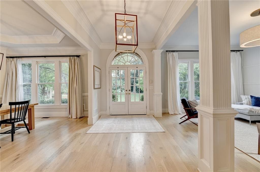 4 bedroom, 4 bathroom, 4,202 sq ft single family residence for sale at 1071 Moores Walk Lane, Suwanee, GA 30024 — photo 6