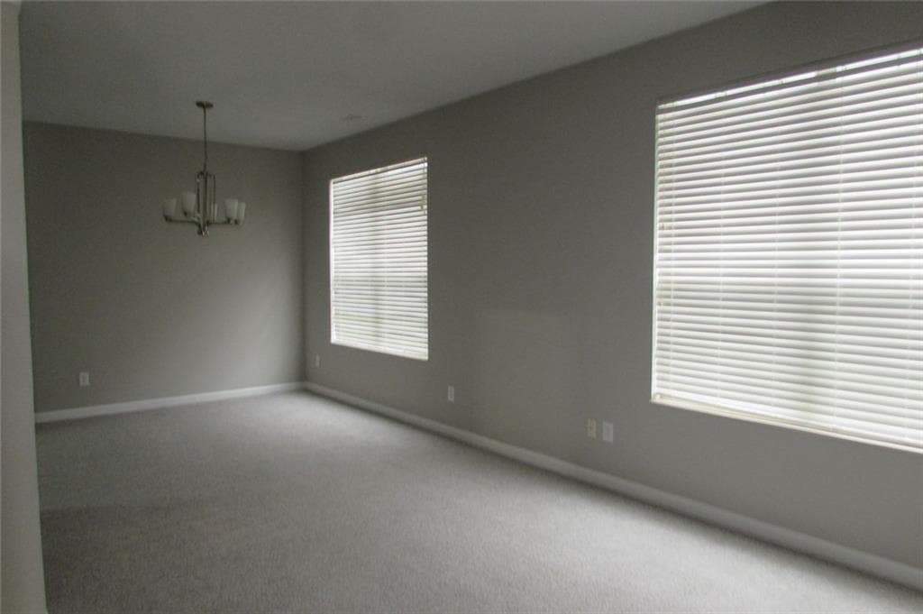 3 bedroom, 3 bathroom, 1,918 sq ft single family residence for sale at 5901 Ravensway Drive, Lithonia, GA 30058 — photo 3