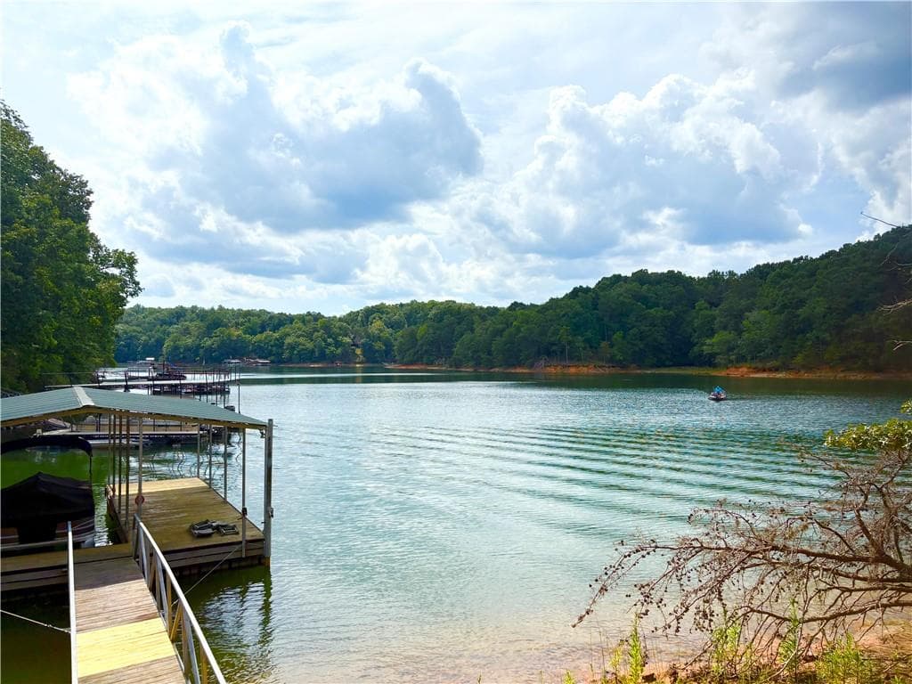 3 bedroom, 2 bathroom, 720 sq ft single family residence for sale at 6215 Wren Court, Gainesville, GA 30506 — photo 2