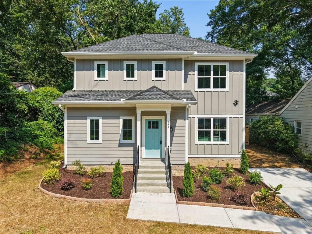 4 bedroom, 3 bathroom, 1,833 sq ft single family residence for sale at 544 Westmeath Drive, Atlanta, GA 30310 — photo 1 of 38
